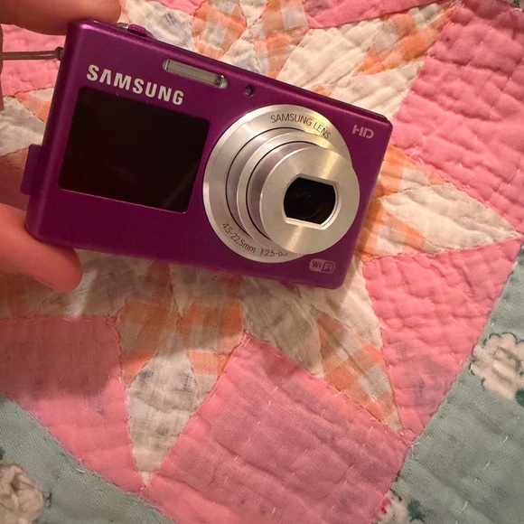 Samsung DV150F Digital Camera 16.2MP 5x optical zoom Dual LCD Screen Smart Wifi - Picture 7 of 15